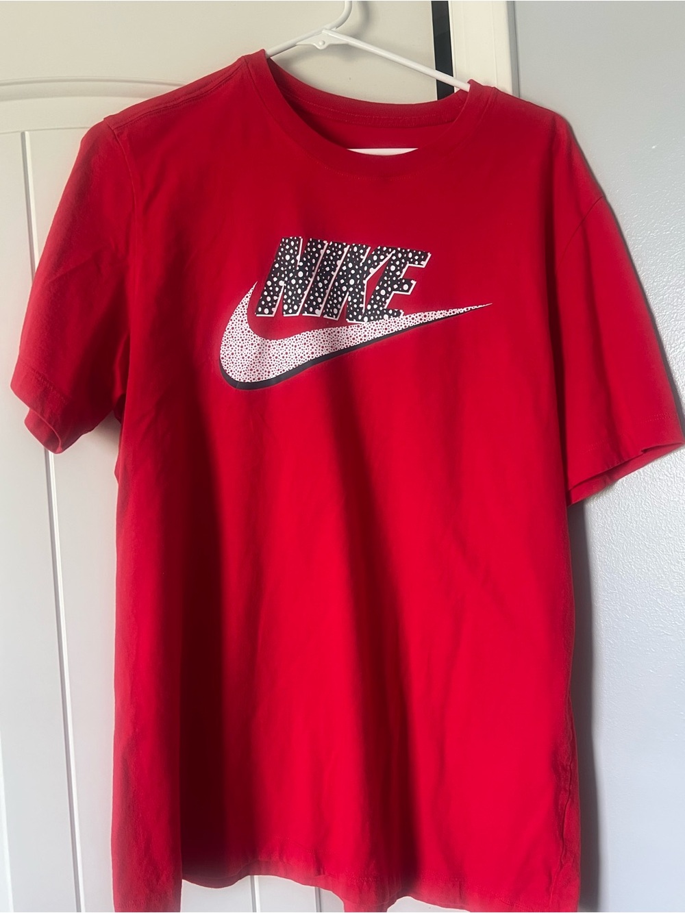 Mens Nike T shirt.
